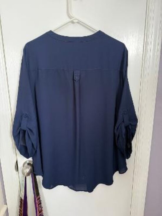 Torrid Curve Tops - Torrid, Size 2, Navy, Harper Top, 3/4 length sleeves